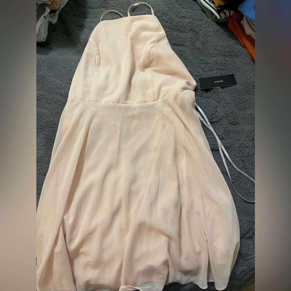 New with tags, Lulu’s cross back dress